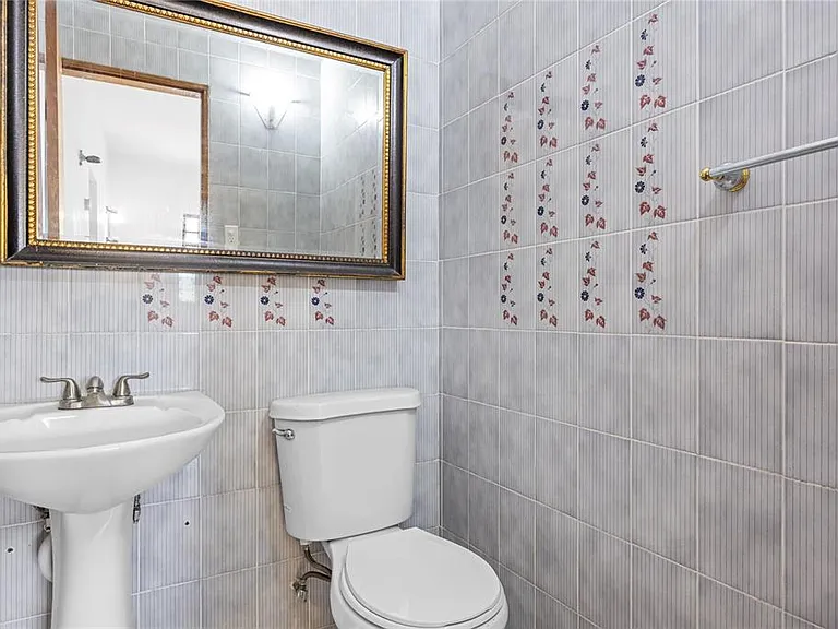 CAPARRA HEIGHTS J-42 Escorial Avenue — Photo 13