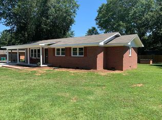 1078 Ridge Rd, Hartwell, GA 30643