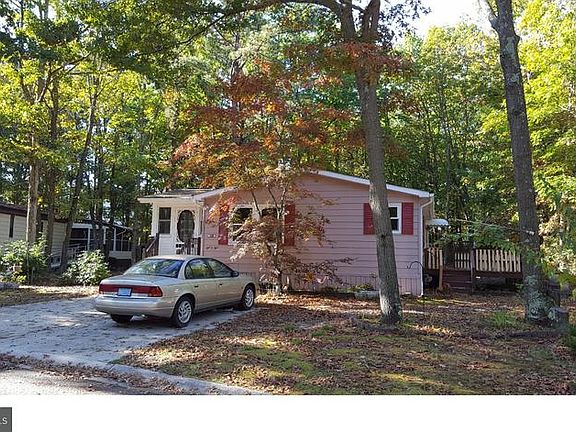 2nd image of 105 Shenandoah Dr