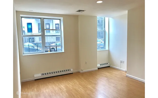 Rented by Douglas Elliman | media 20