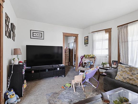 3rd image of 1356 Deane BOULEVARD #1358