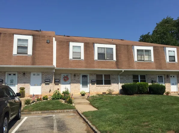 1603 Silver Ct, Hamilton, NJ 08690