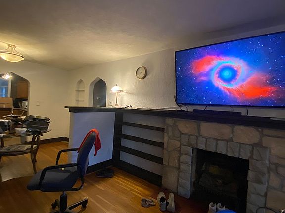 4th image of 552 E Chillicothe Ave