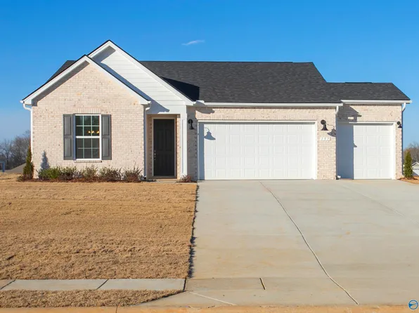 157 Jude Ln, Hazel Green, AL 35750