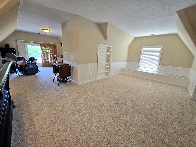7008 W North Ave — Photo 13