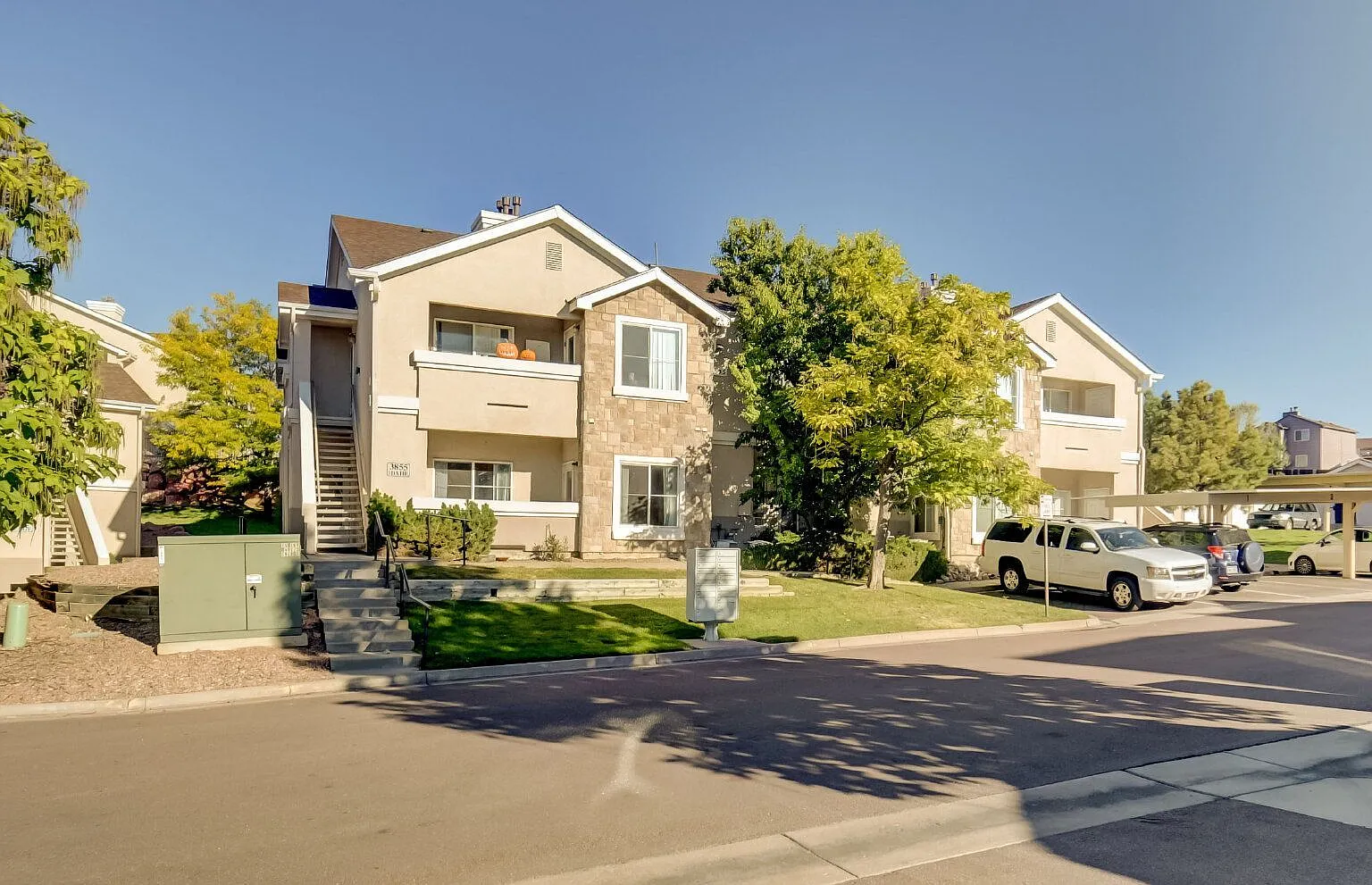 2 bed, 2.0 bath, 1084 sqft, $1,485 — Photo 1