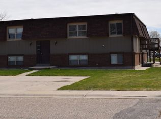202 Bozeman Trl, Glenrock, WY 82637
