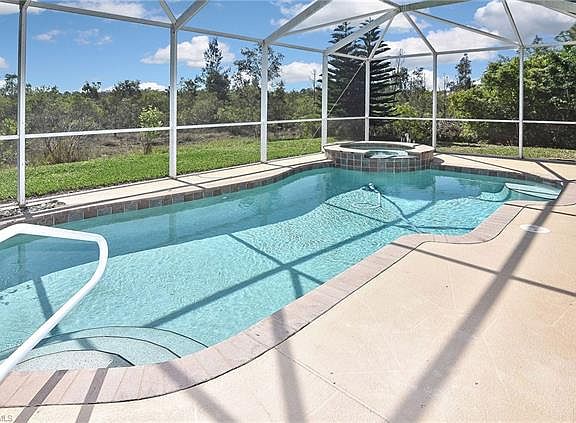 2nd image of 2525 Sawgrass Lake Ct