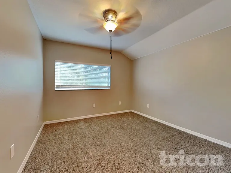 17437 Lawn Orchid Loop — Photo 11