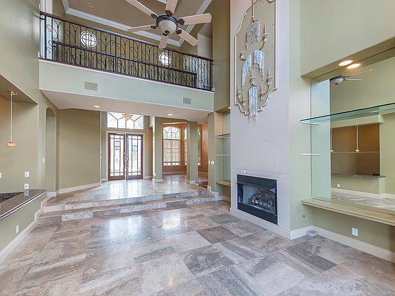 Additional Living Room