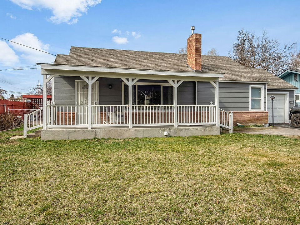 1st image of 3854 Summers Ln