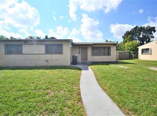 1130 NW 184th Dr, Miami Gardens, FL 33169