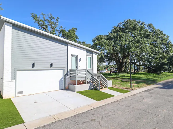 132 Markham St, Gulfport, MS 39507