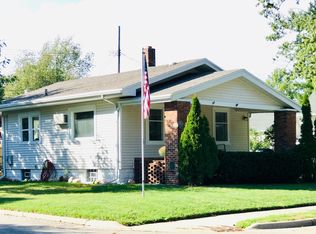 2214 Clifton Ave, Lansing, MI 48910