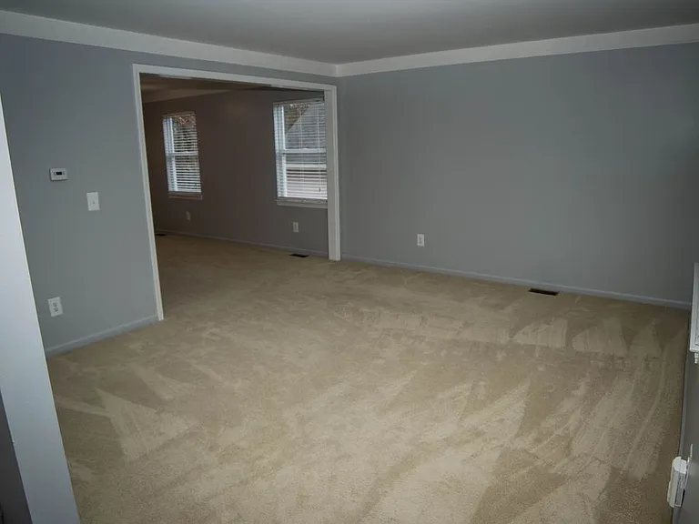 484 Waverly Cmns — Photo 11