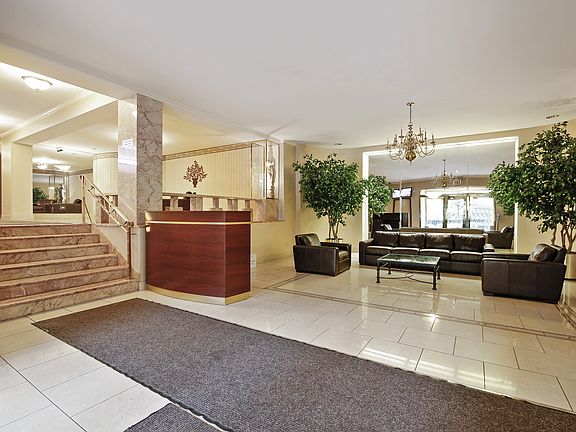 2nd image of 6861 Yellowstone Blvd APT 506