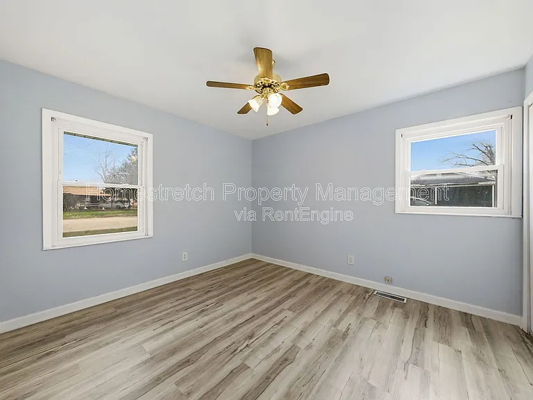 850 Saint Bartholomew Dr — Photo 18