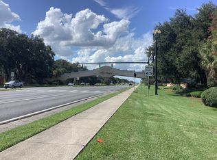 1627 Magnolia Ave, Lady Lake, FL 32159