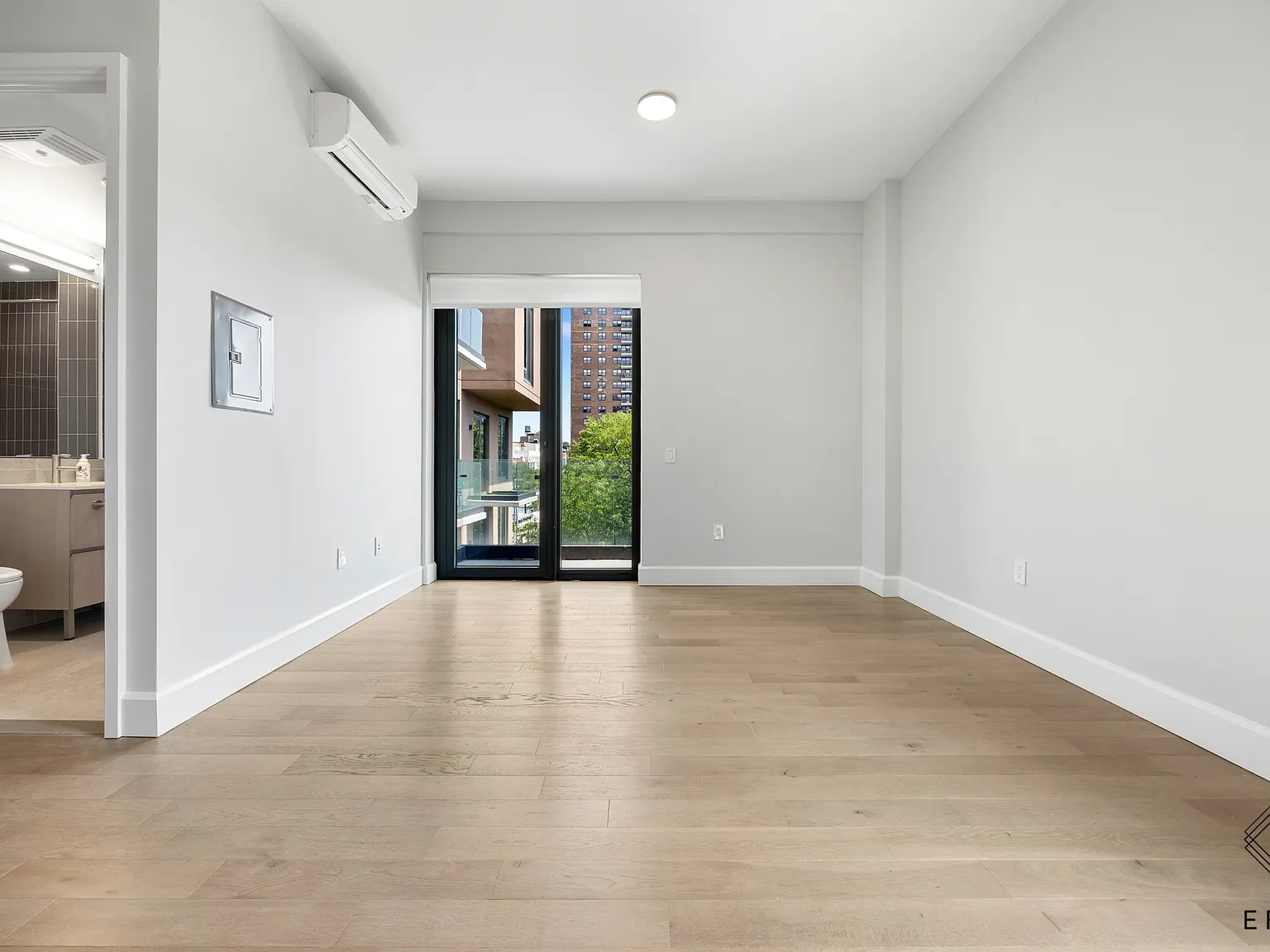 262 9th Street — Photo 3