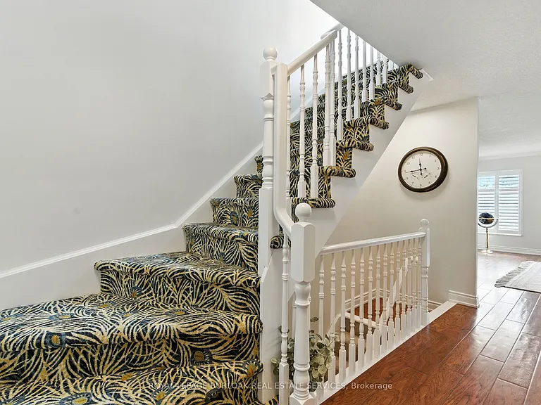 442 Maple Ave #7 — Photo 24