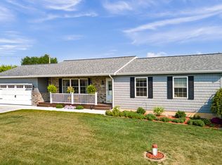 1555 W 120th St, Grant, MI 49327