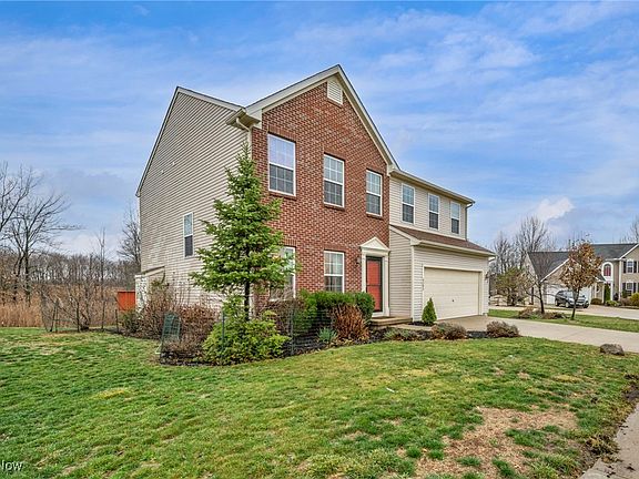 4th image of 4393 Stoneledge Dr