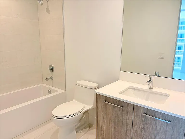 151 N Seabreeze Blvd #703 — Photo 9
