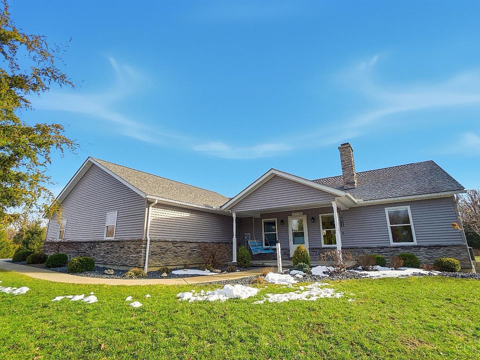 1st image of 16362 McGuire Ridge Rd