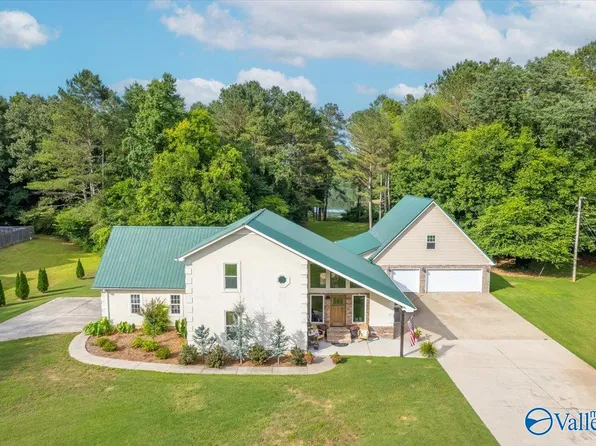 120 Preston Cove Rd, Scottsboro, AL 35769