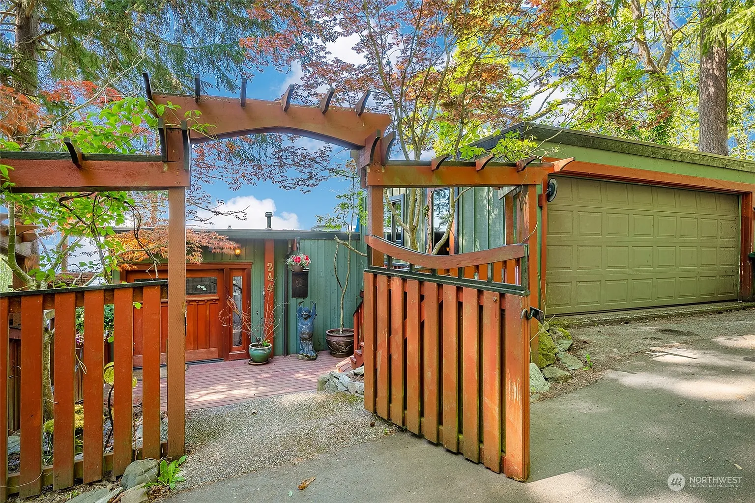 244 N Garden Terrace photo 1