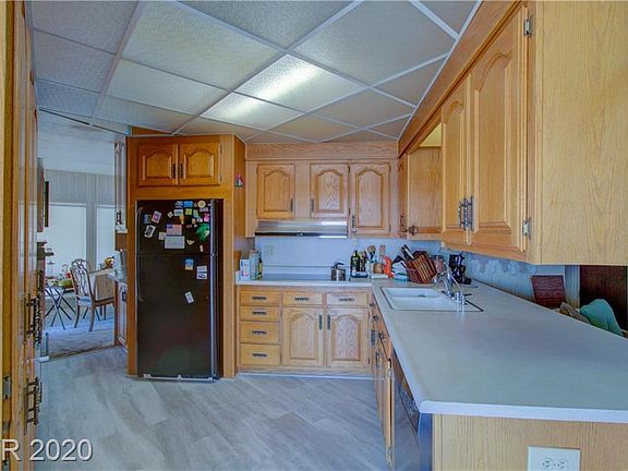 5th image of 1031 El Camino Cir