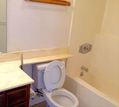 4th image of 3870 Van Dyke Ave APT 8