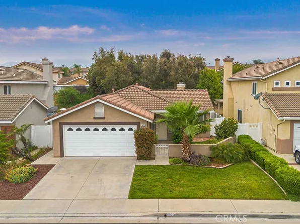 820 Autumn Ln, Corona, CA 92881