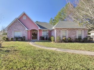 211 Bamboo Dr, Covington, LA 70433