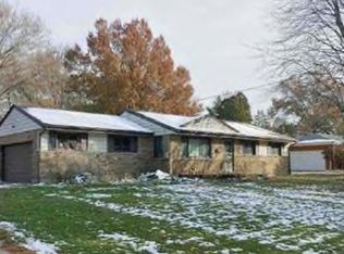 8630 Cavalier Dr, Cincinnati, OH 45231
