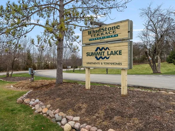 520 Windstone DRIVE #112, Hartland, WI 53029
