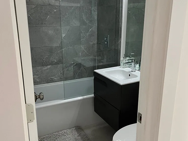 701 SW 9th Ave — Photo 7