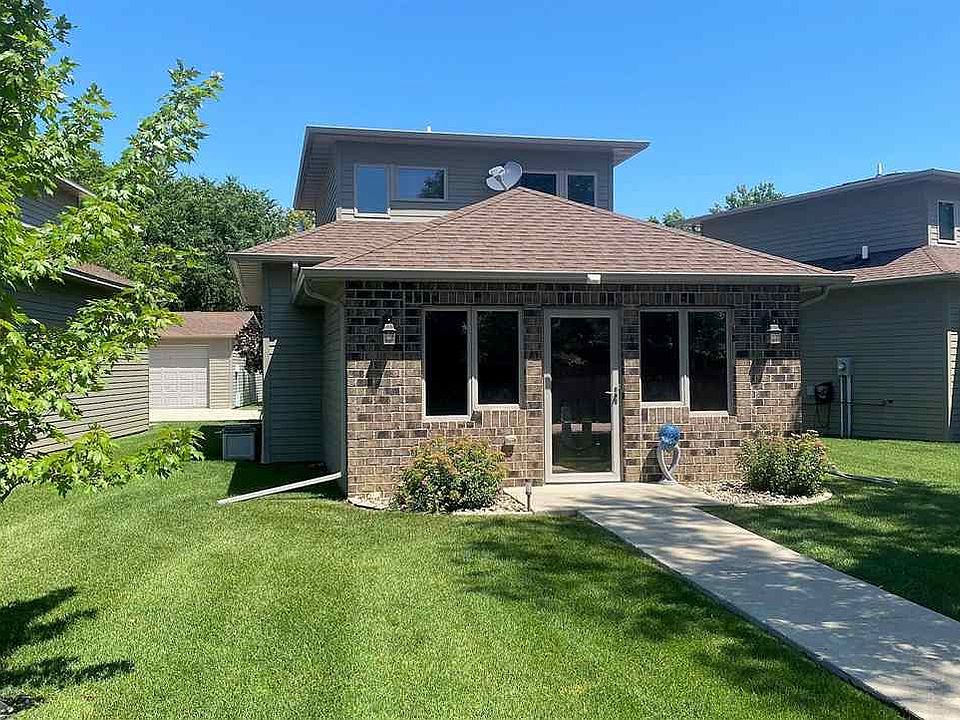 1st image of 342 Benit Dr Unit 7
