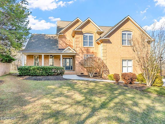 2nd image of 6931 Crumley Ln