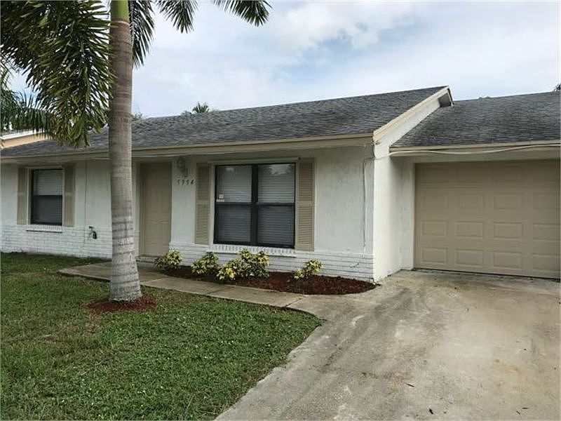 1st image of 5994 Ithaca Cir W