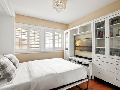 1865 Mission Cliff Dr, San Diego, CA, 92116