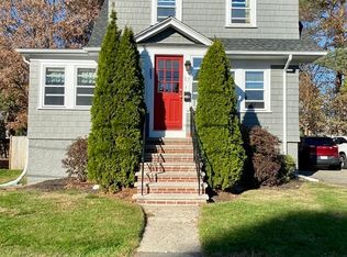 17 Andrews St, Norwood, MA 02062