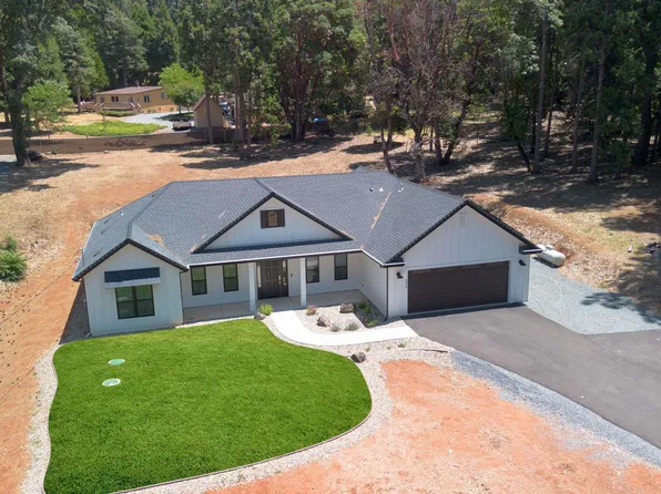 5579 Glen Dr, Foresthill, CA 95631