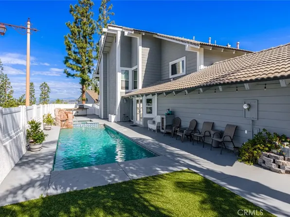 6098 E Silverspur Trl, Anaheim, CA 92807