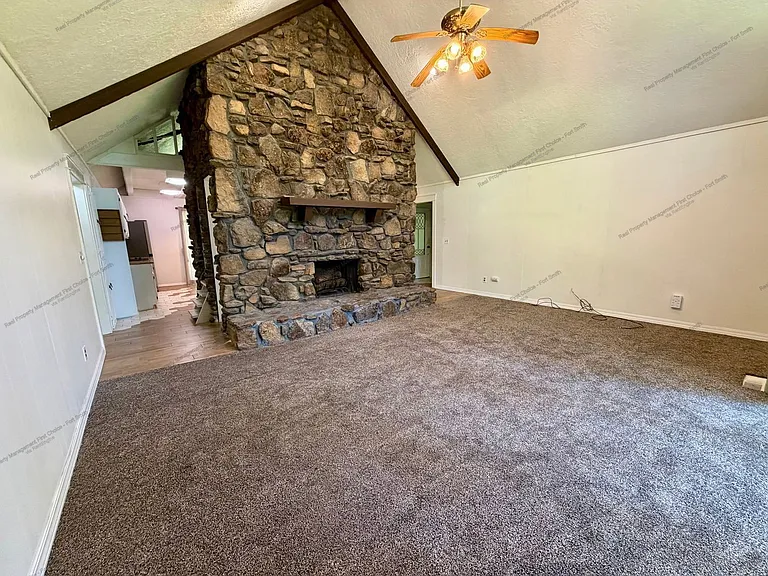 602 Azure Hills Dr — Photo 11