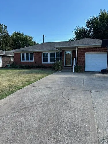 2120 SW 61st St Photo 1