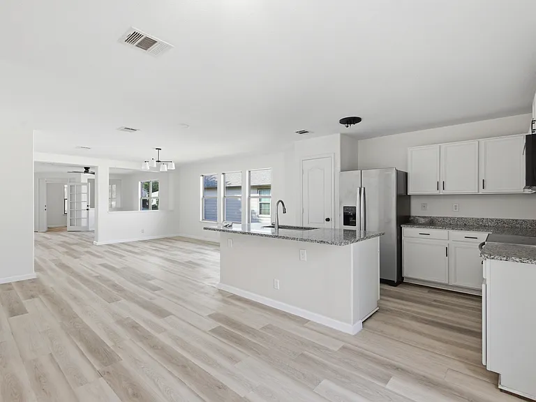 110 Capistrano Dr — Photo 14