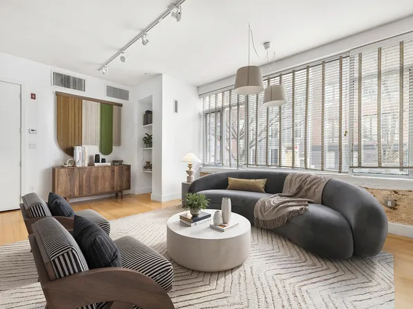 177 Concord Street image 1 of 11