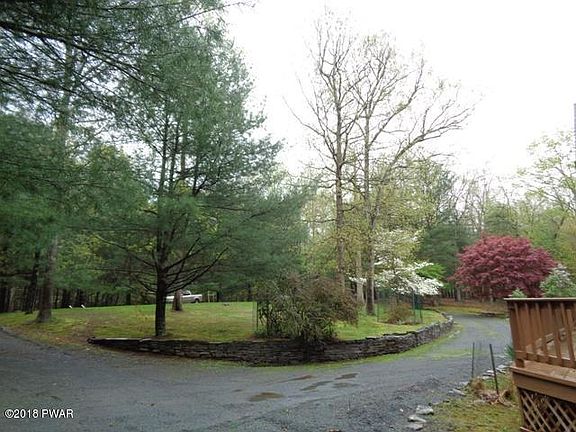 3rd image of 154 Trailwood Dr