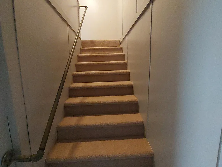 17 Puritan St — Photo 11